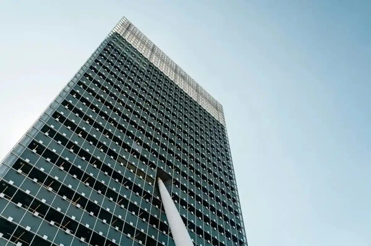 Automated property valuation for Dubai real estate market and DLD-registered properties